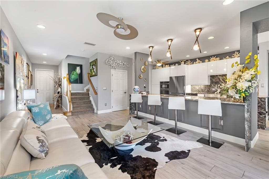20181 Larino LOOP ESTERO, FL 33928