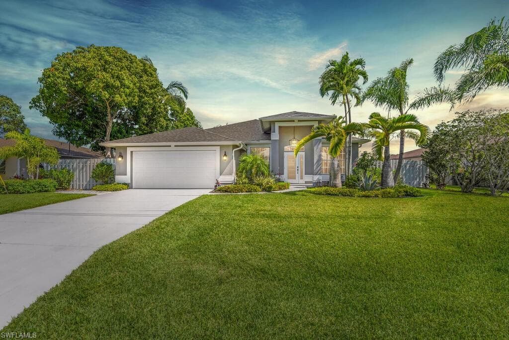 2107 SE 15th ST CAPE CORAL, FL 33990