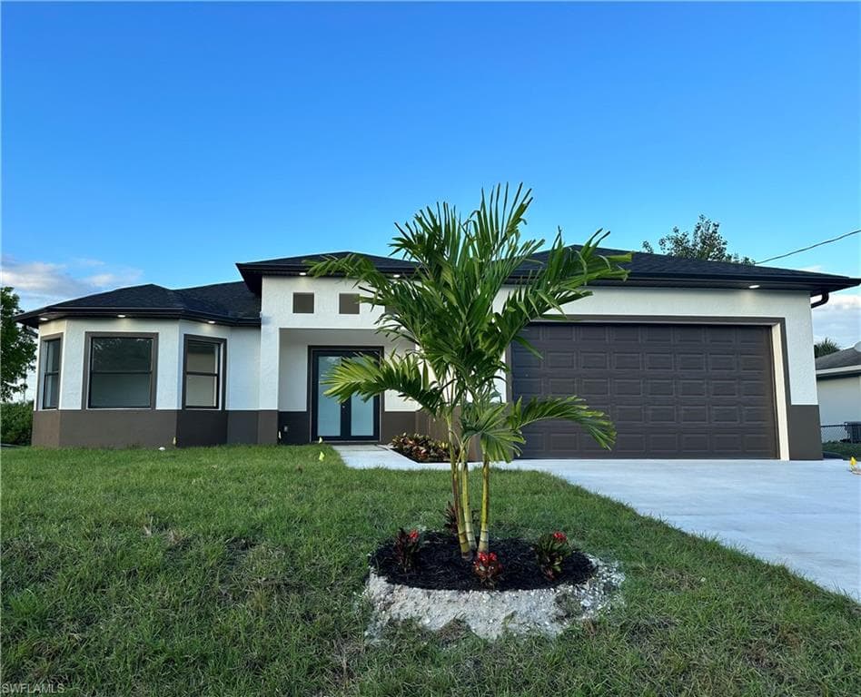 3706 6th ST W LEHIGH ACRES, FL 33971
