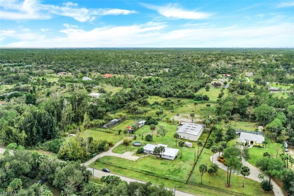 795 25th ST SW NAPLES, FL 34117