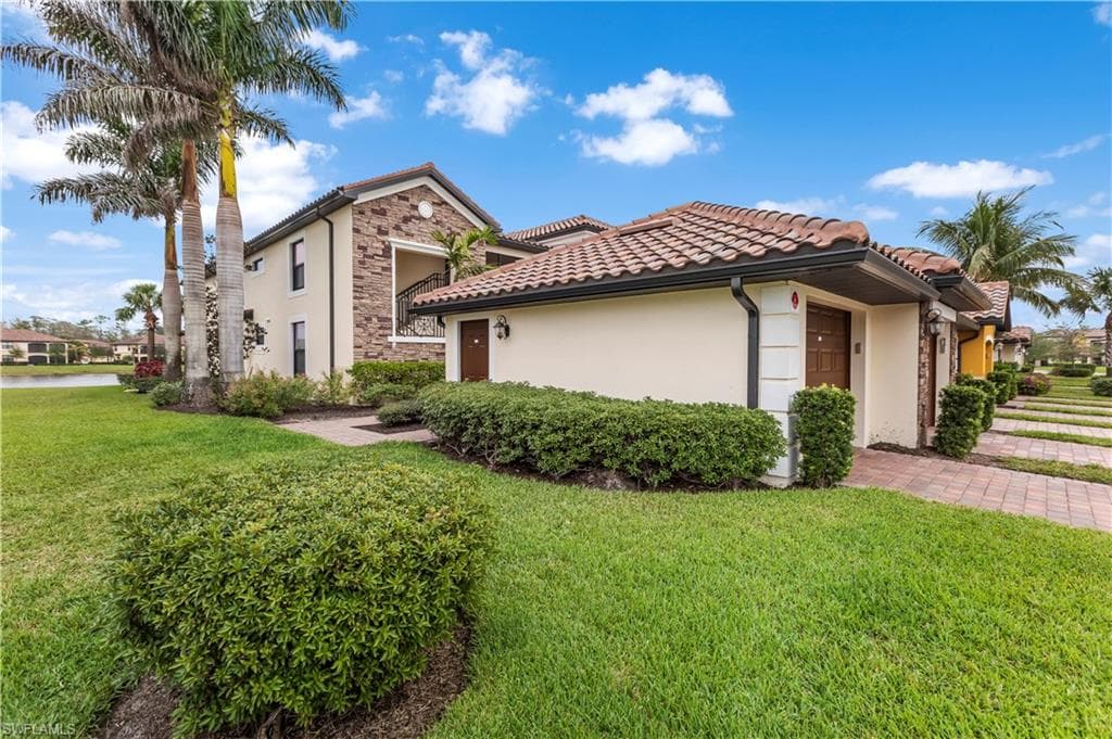 9529 Avellino WAY 2811 NAPLES, FL 34113