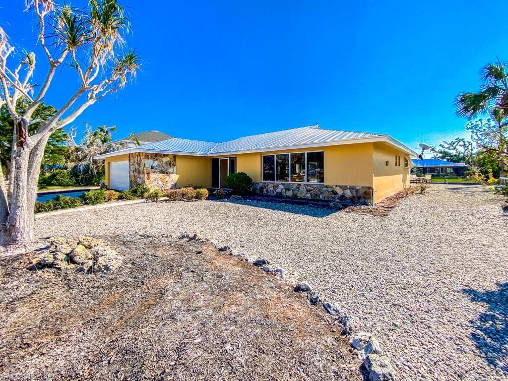775 Pen Shell DR SANIBEL, FL 33957