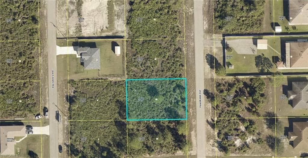 306 Panorama AVE LEHIGH ACRES, FL 33974
