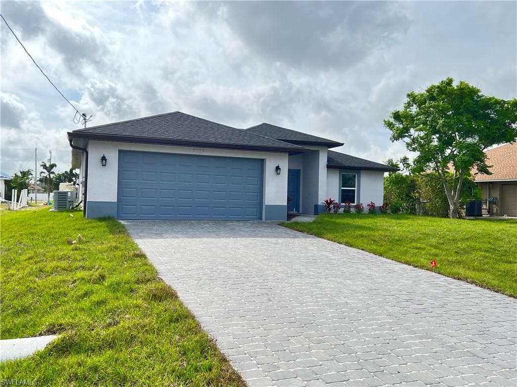 2302 35th ST CAPE CORAL, FL 33909