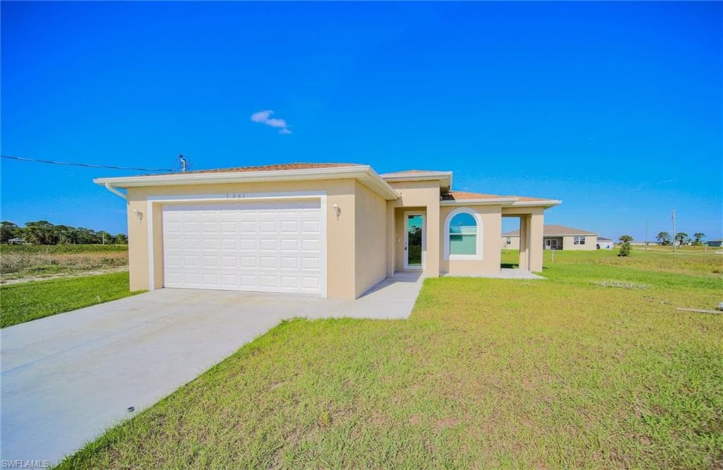 7001 Calder CIR LABELLE, FL 33935