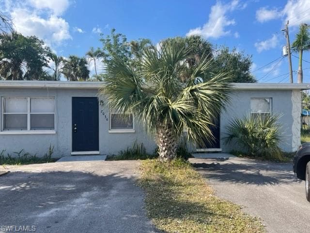 2040 Wright ST 2040 FORT MYERS, FL 33916