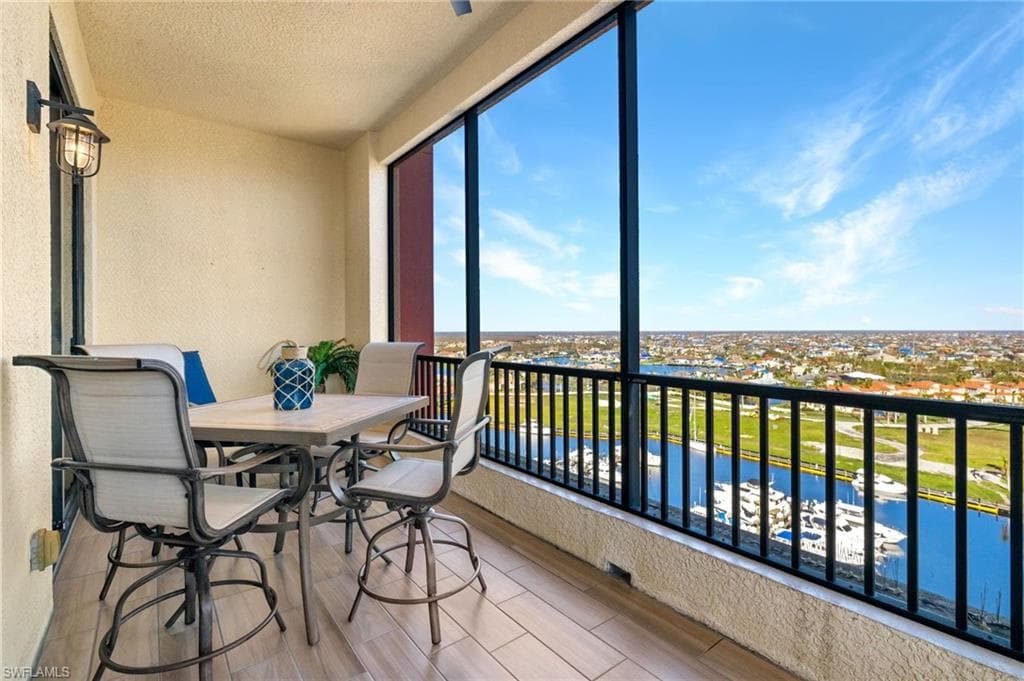 5793 Cape Harbour DR 1414 CAPE CORAL, FL 33914