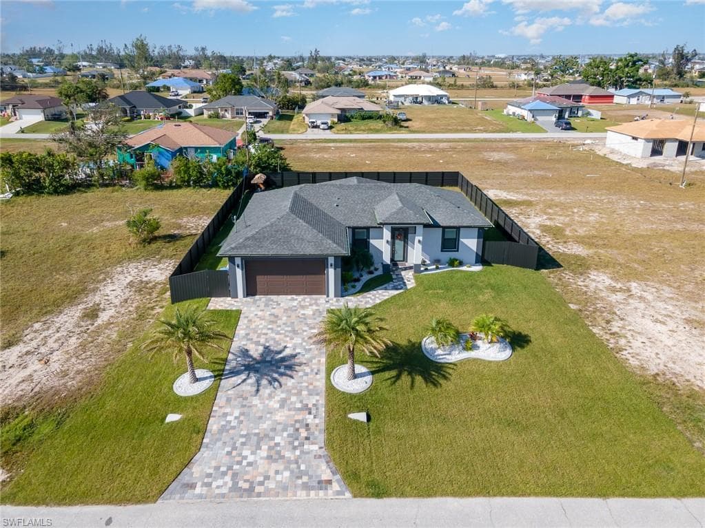 1818 NE 2nd PL CAPE CORAL, FL 33909