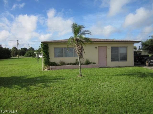 902 Fillmore AVE LEHIGH ACRES, FL 33936