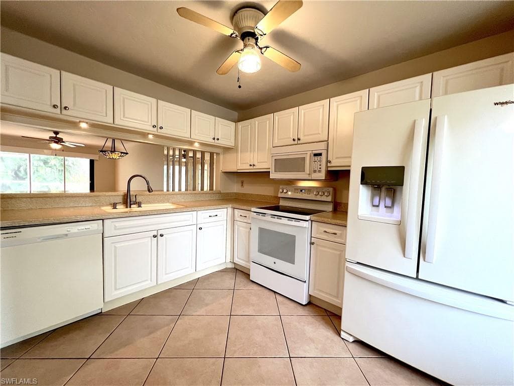 3471 County Barn RD F102 NAPLES, FL 34112