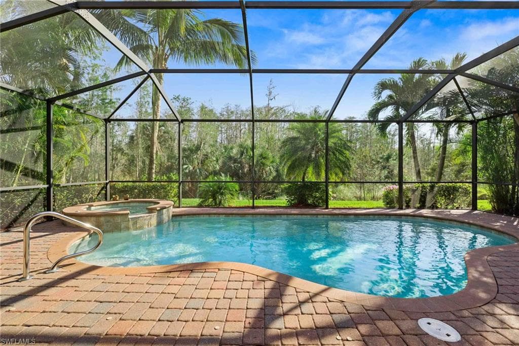 28598 Westmeath CT BONITA SPRINGS, FL 34135