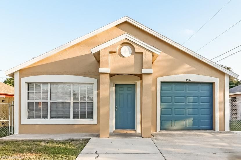1616 27th AVE E BRADENTON, FL 34208