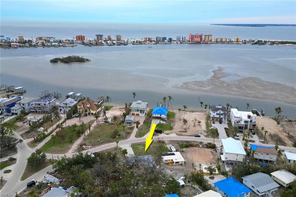 955 San Carlos DR FORT MYERS BEACH, FL 33931