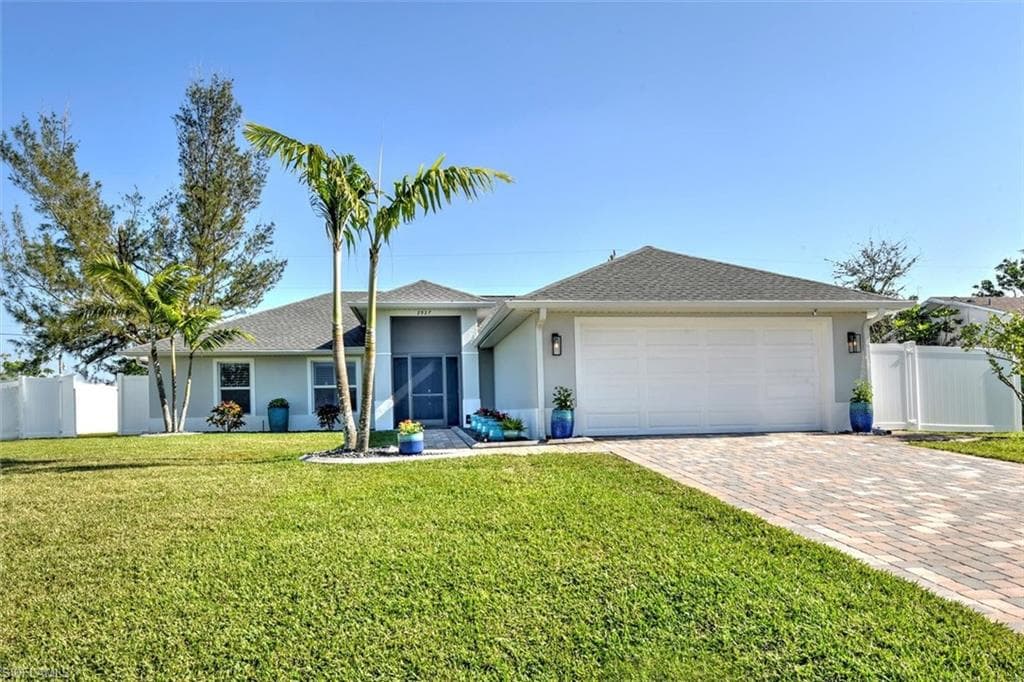 2927 SW 11th CT CAPE CORAL, FL 33914