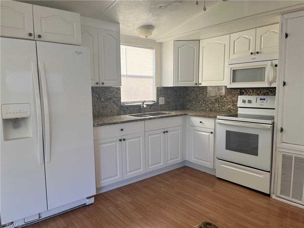 7654 Ebson DR NORTH FORT MYERS, FL 33917