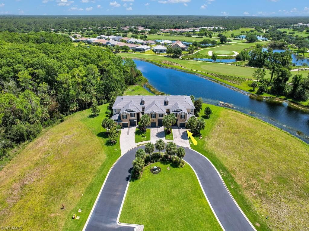 16521 Goldenrod LN 103 ALVA, FL 33920