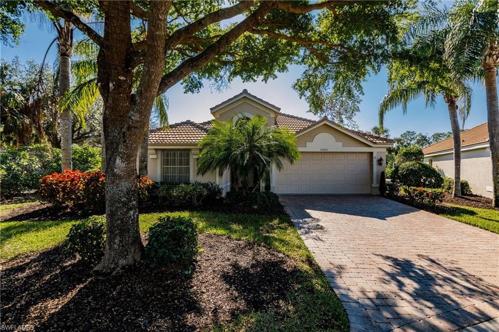23982 Creek Branch LN ESTERO, FL 34135