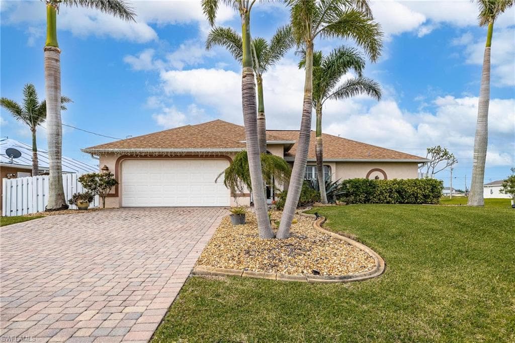 1210 NE Juanita PL CAPE CORAL, FL 33909