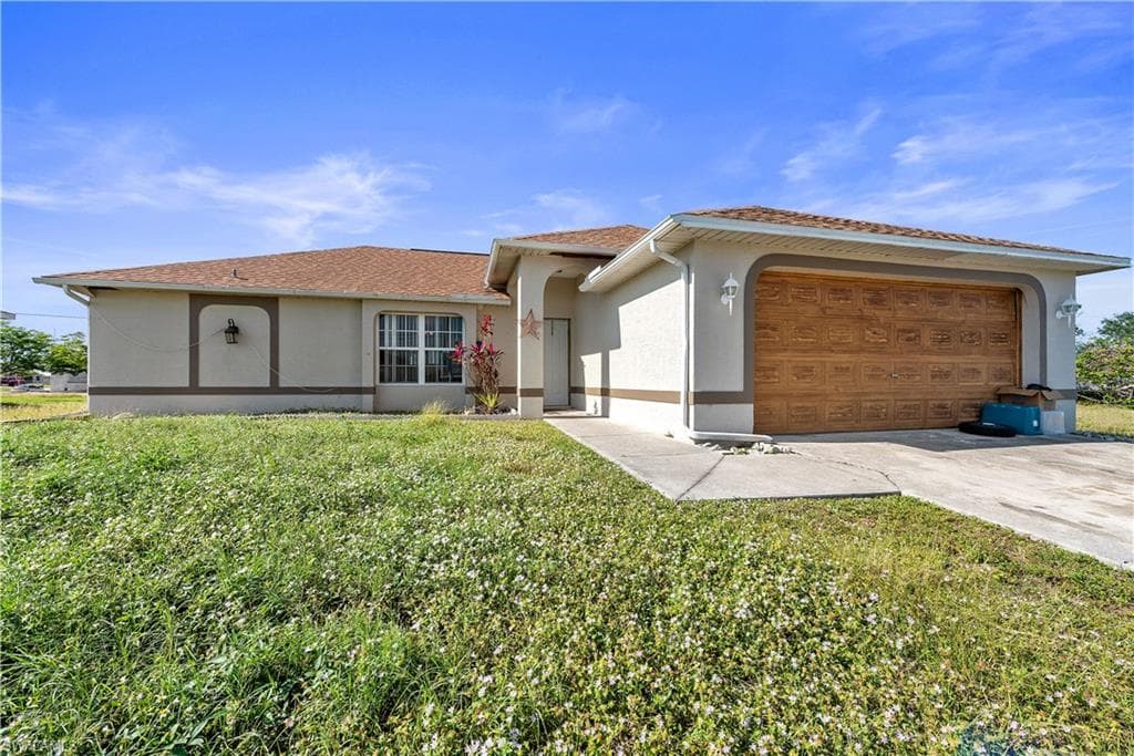 1712 9th PL CAPE CORAL, FL 33993