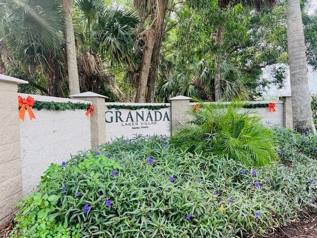 193 Santa Clara DR 10 NAPLES, FL 34104