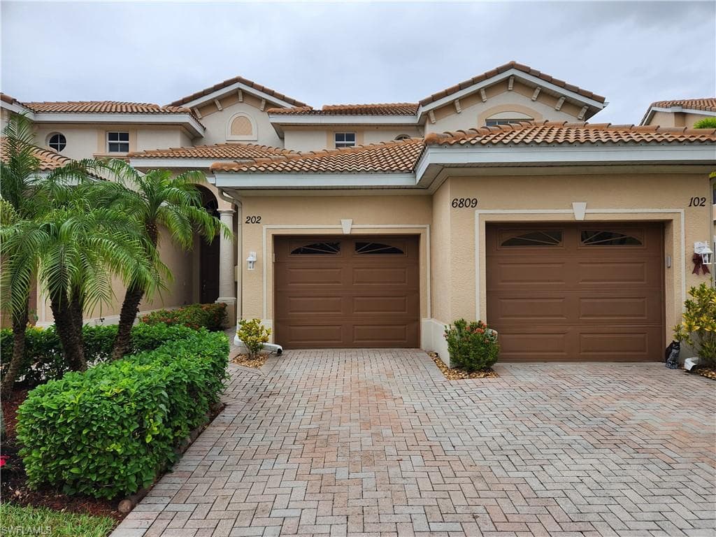 6809 Sterling Greens DR 202 NAPLES, FL 34104