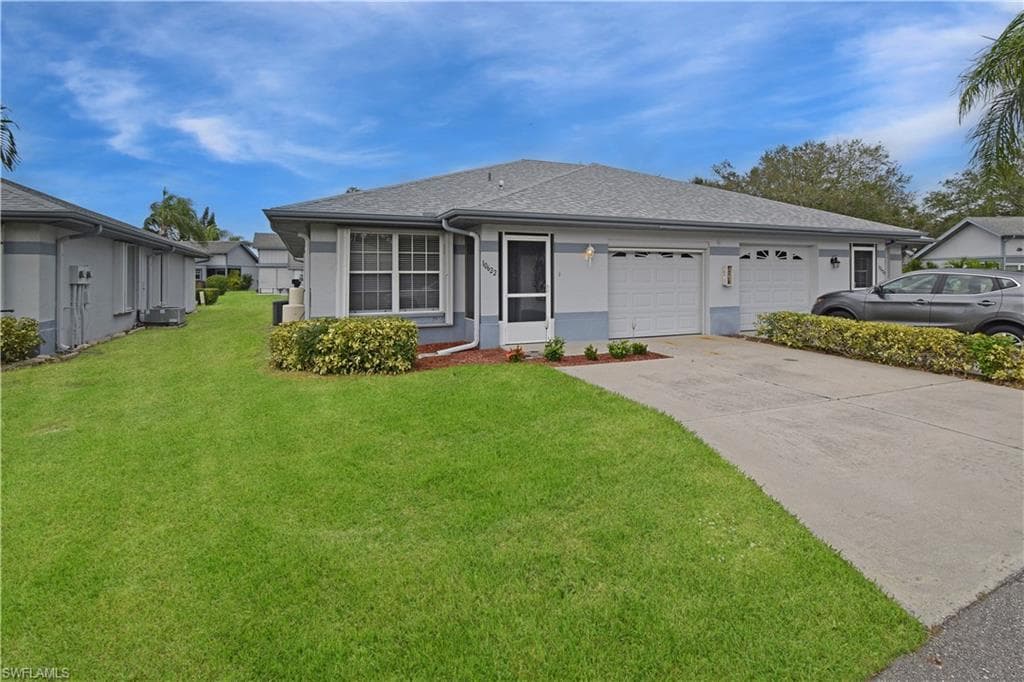 10622 Windsmont CT LEHIGH ACRES, FL 33936
