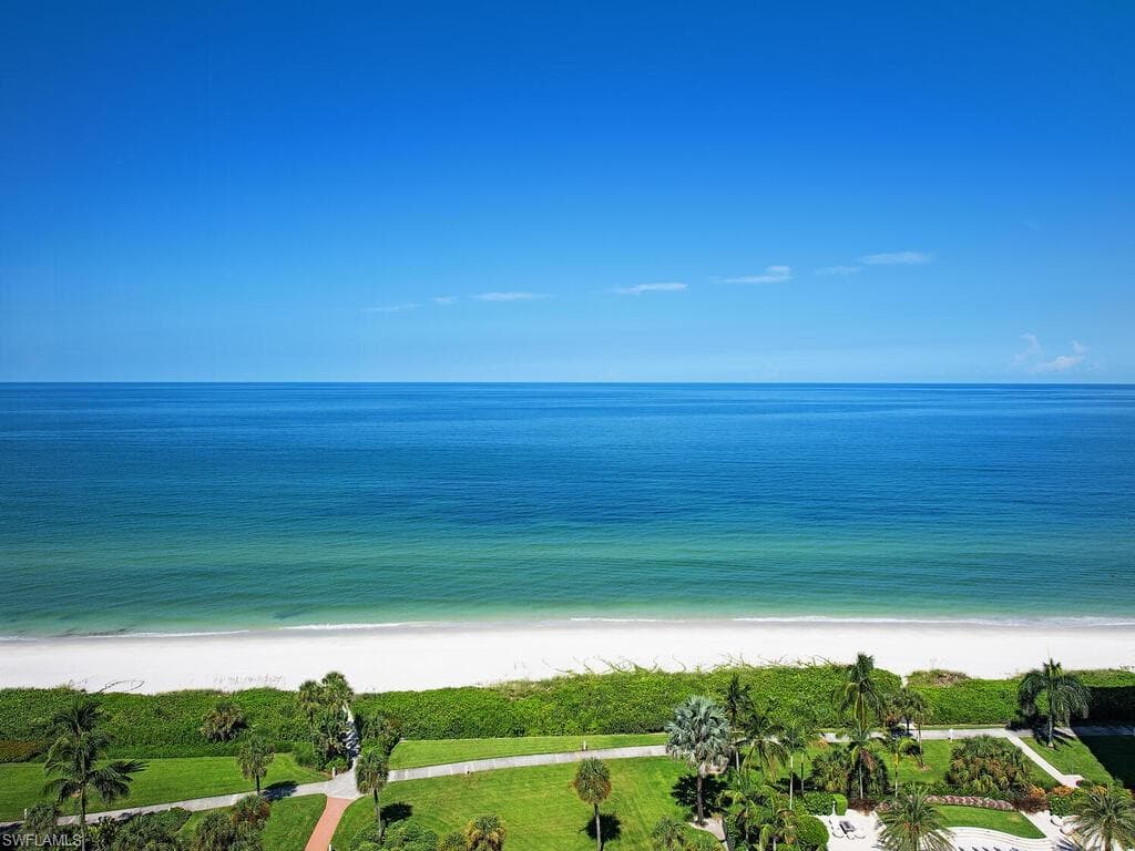 4041 Gulf Shore BLVD N 1501 NAPLES, FL 34103