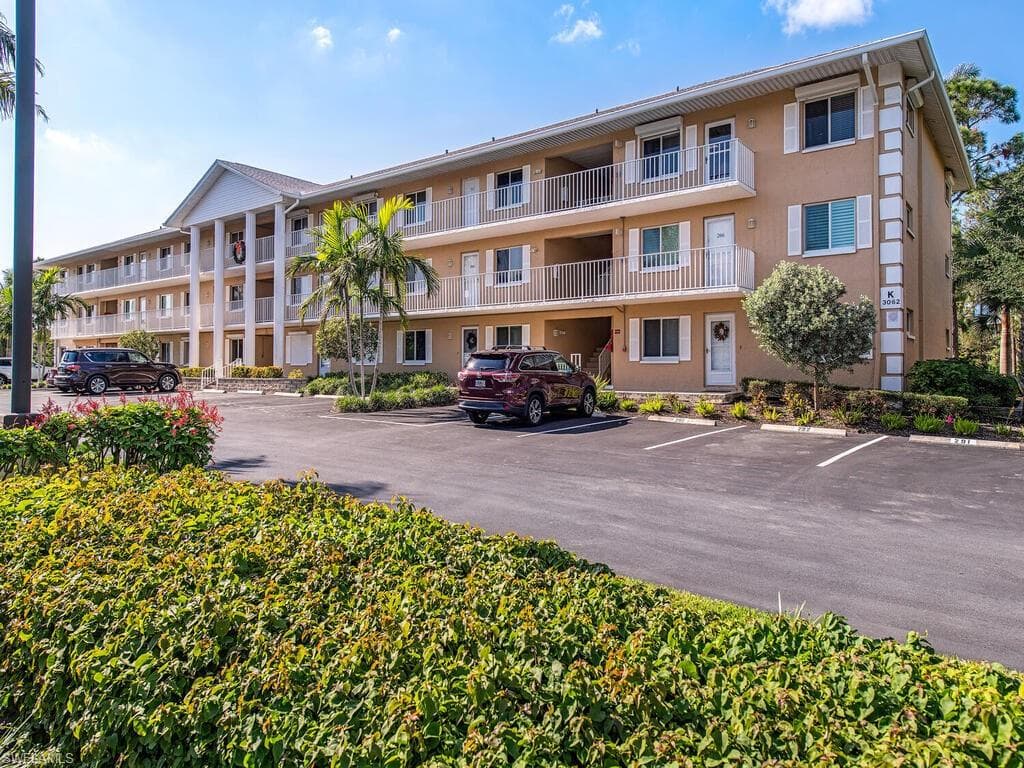 3062 Sandpiper Bay CIR K306 NAPLES, FL 34112
