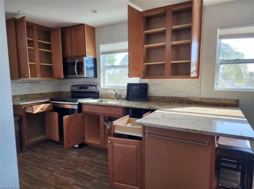 2331 Jackson AVE NAPLES, FL 34112