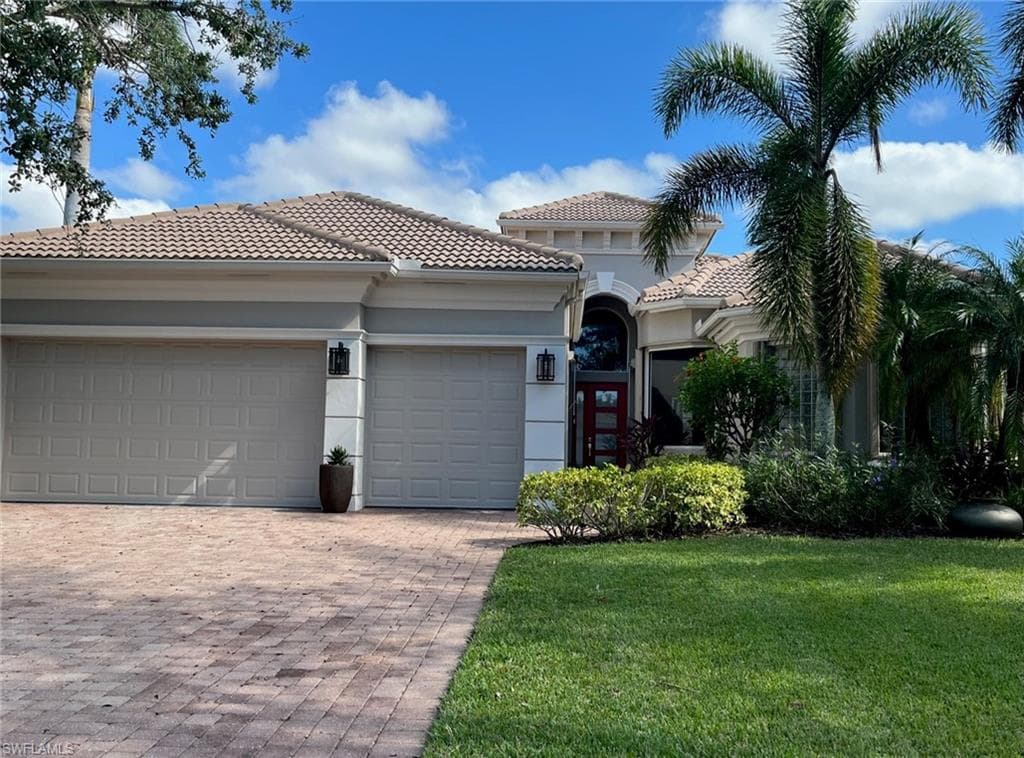 19811 Chapel TRCE ESTERO, FL 33928