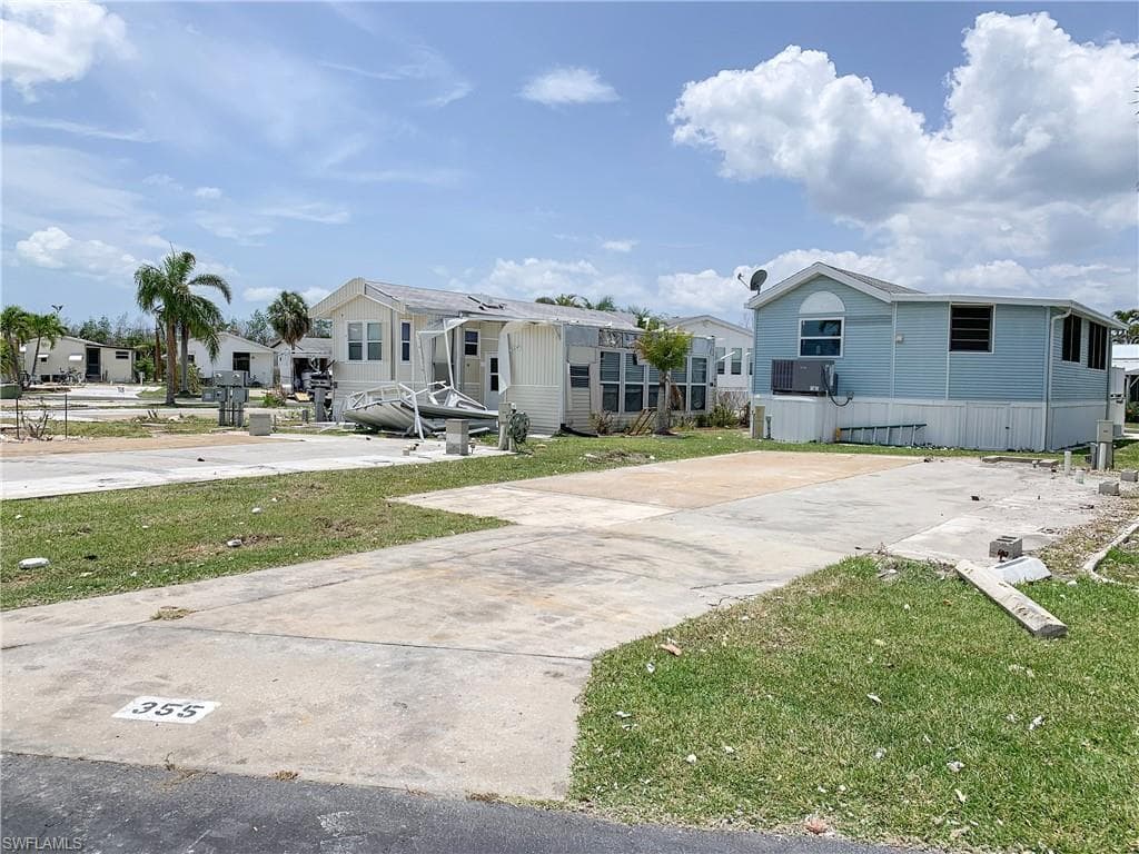 19681 Summerlin RD 355 FORT MYERS, FL 33908