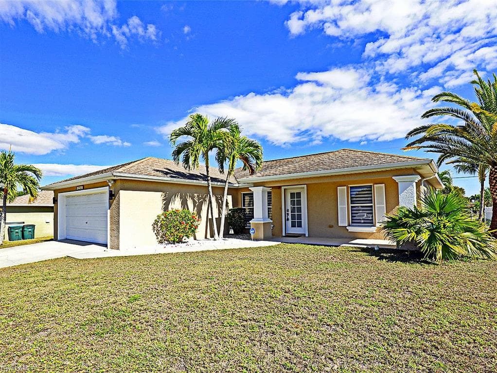 2703 SW 2nd PL CAPE CORAL, FL 33914