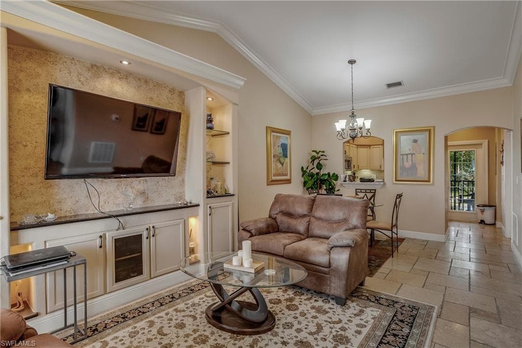 4166 Castilla CIR 202 FORT MYERS, FL 33916