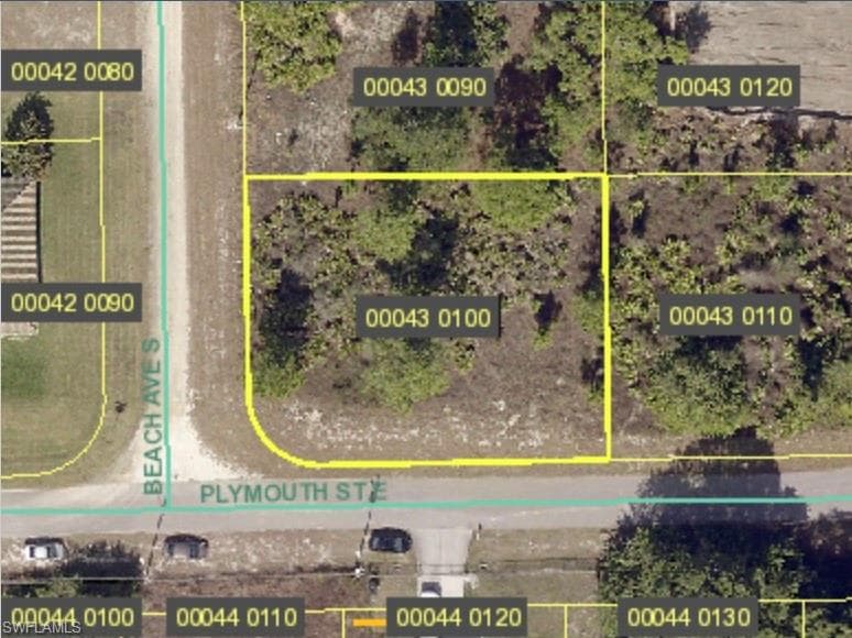 559 Beach AVE S LEHIGH ACRES, FL 33974