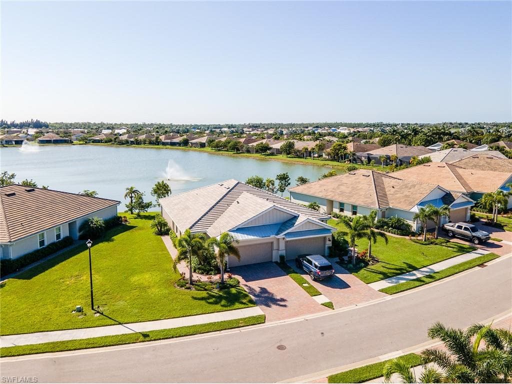14618 Edgewater CIR NAPLES, FL 34114