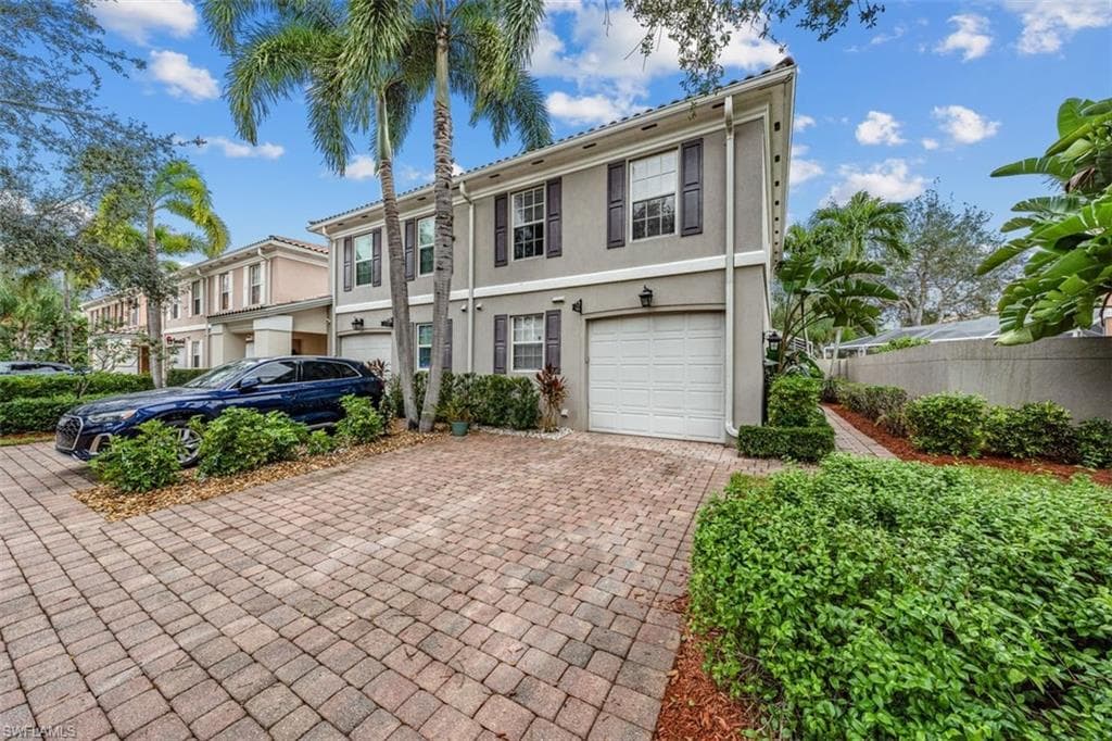 5489 Cove CIR 94 NAPLES, FL 34119