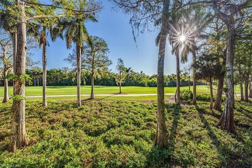 103 Clubhouse DR 253 NAPLES, FL 34105