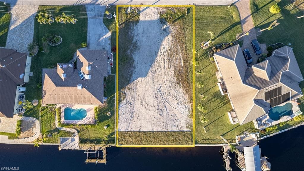 3806 NW 4th ST CAPE CORAL, FL 33993