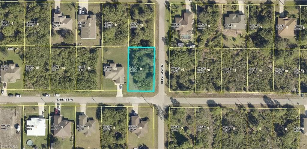 3200 43rd ST W LEHIGH ACRES, FL 33971