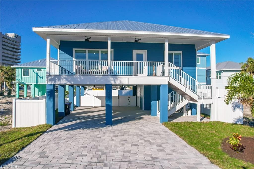 127 Delmar AVE FORT MYERS BEACH, FL 33931