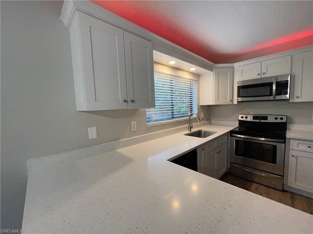 1466 Park Shore CIR 3 FORT MYERS, FL 33901