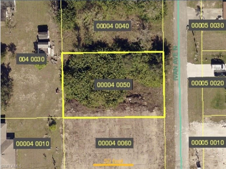 703 Ivan AVE N LEHIGH ACRES, FL 33971