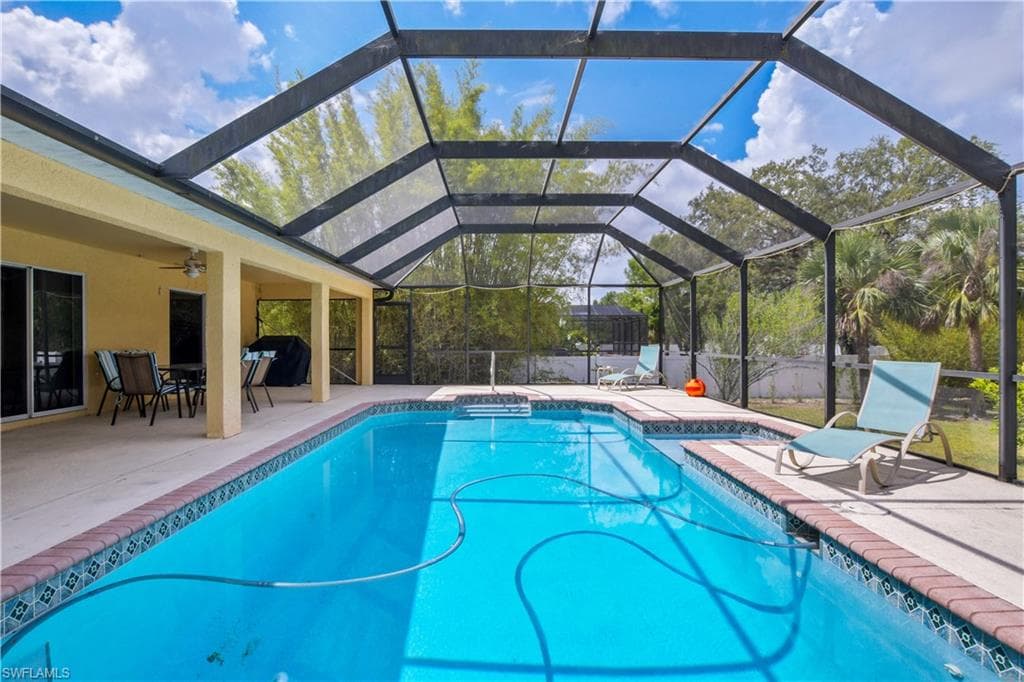 707 Thompson AVE LEHIGH ACRES, FL 33972