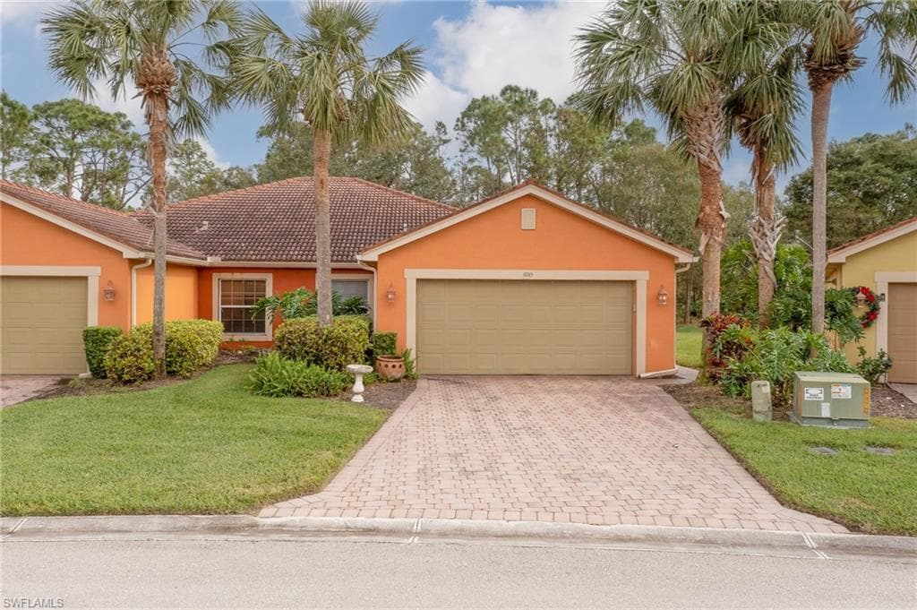 9245 Aegean CIR LEHIGH ACRES, FL 33936