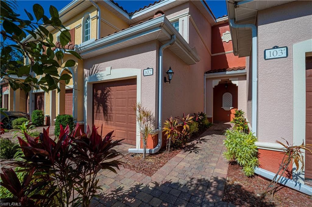 20310 Estero Gardens CIR 102 ESTERO, FL 33928