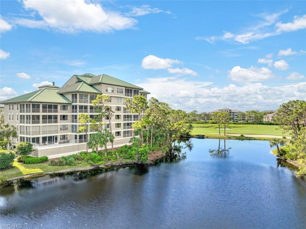 3330 Crossings CT 401 BONITA SPRINGS, FL 34134