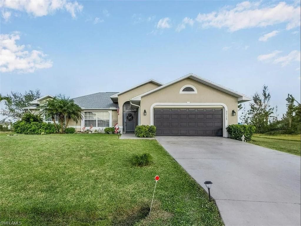 3713 NE 12th PL CAPE CORAL, FL 33909