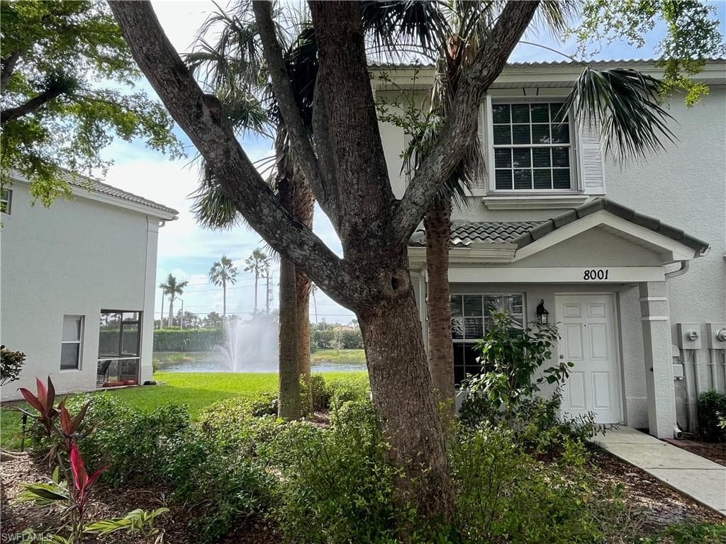8001 Casa Palermo CIR FORT MYERS, FL 33966