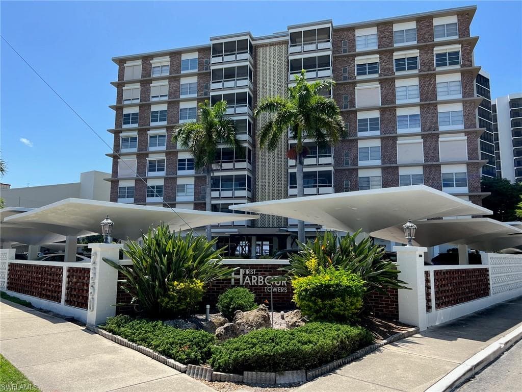 2350 W 1st ST 804 FORT MYERS, FL 33901
