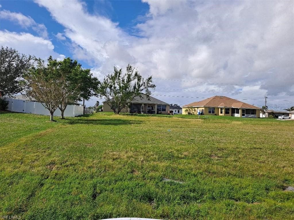 1416 12th PL CAPE CORAL, FL 33909